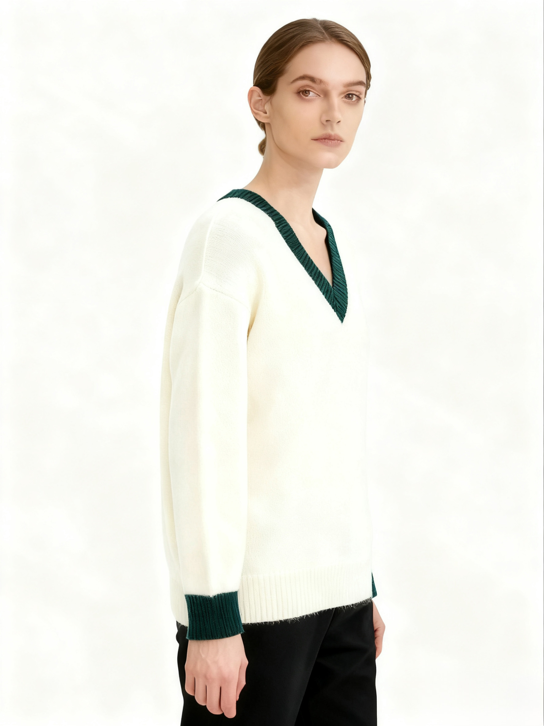 Minimalist V-neck Wool Knitted Sweater_SW9033